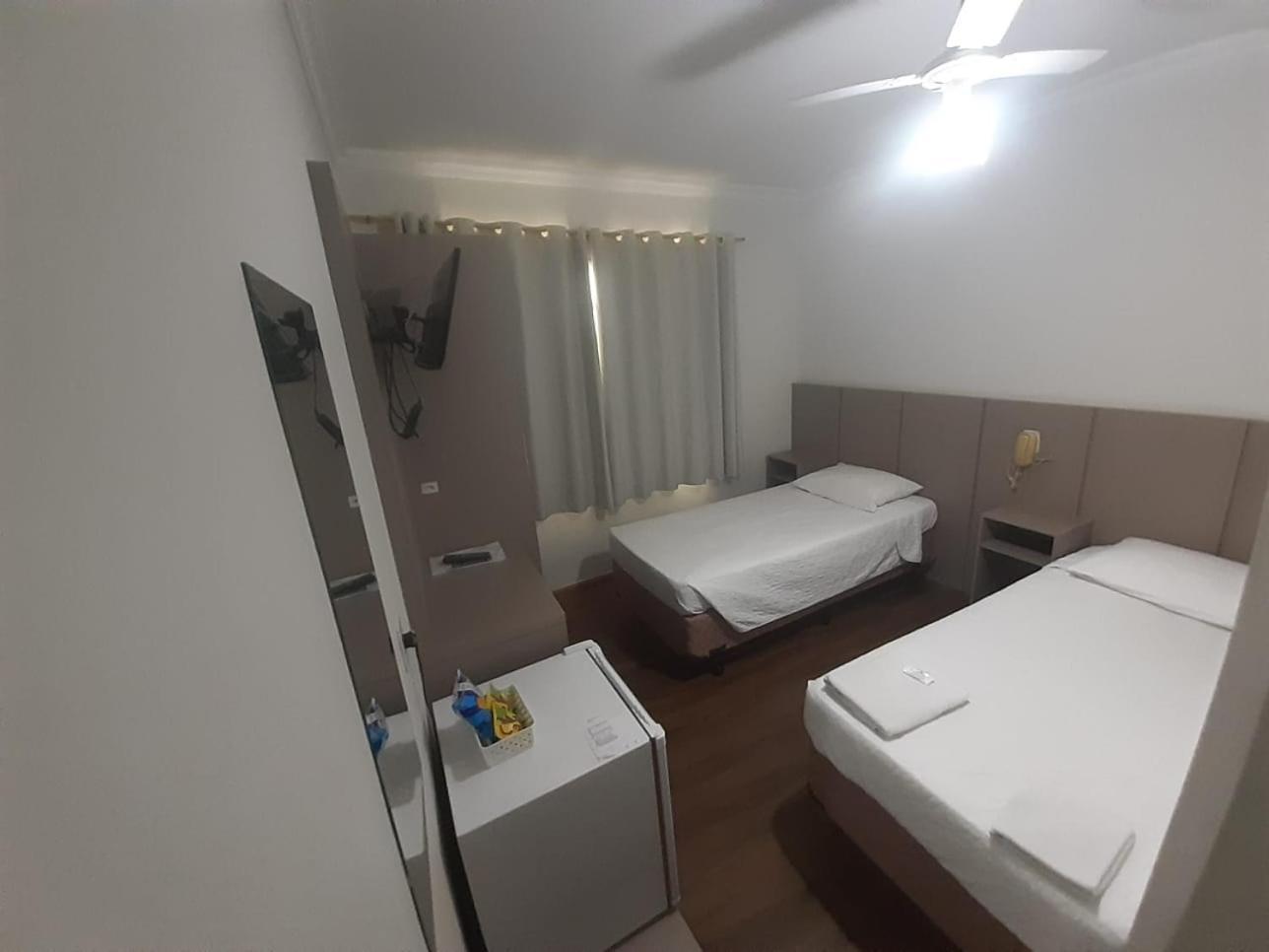 Hotel Esmig Venda Nova do Imigrante Bagian luar foto