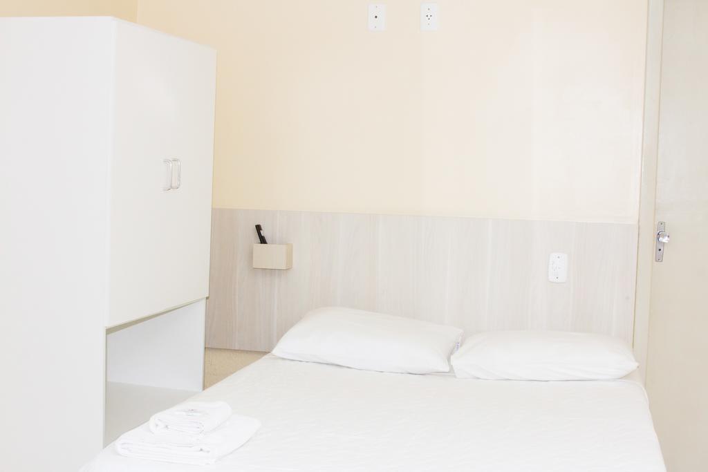 Hotel Esmig Venda Nova do Imigrante Ruang foto